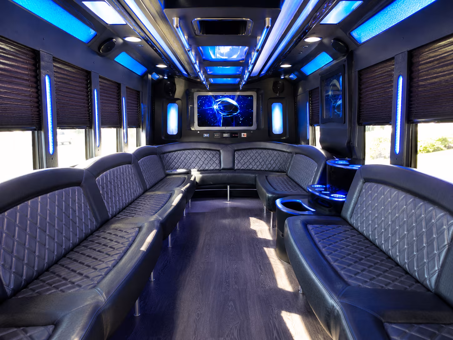 airport transfer buses for convention groups flying into birmingham shuttlesworth