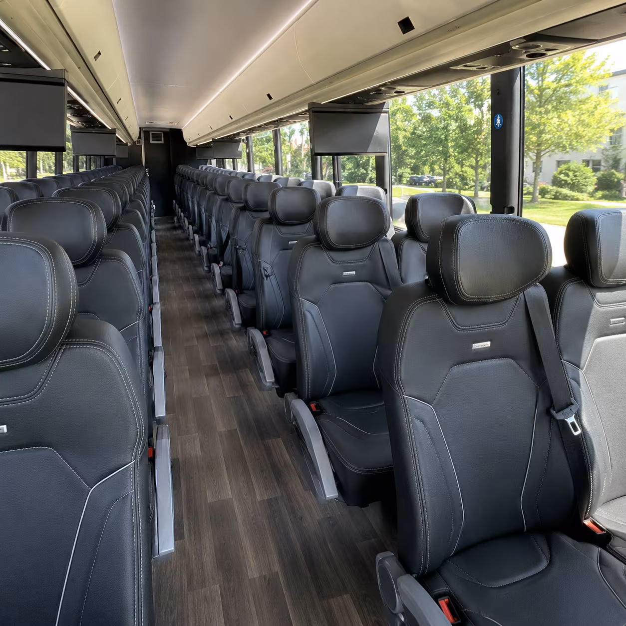 arrange transportation for your next bachelor or bachelorette party 1