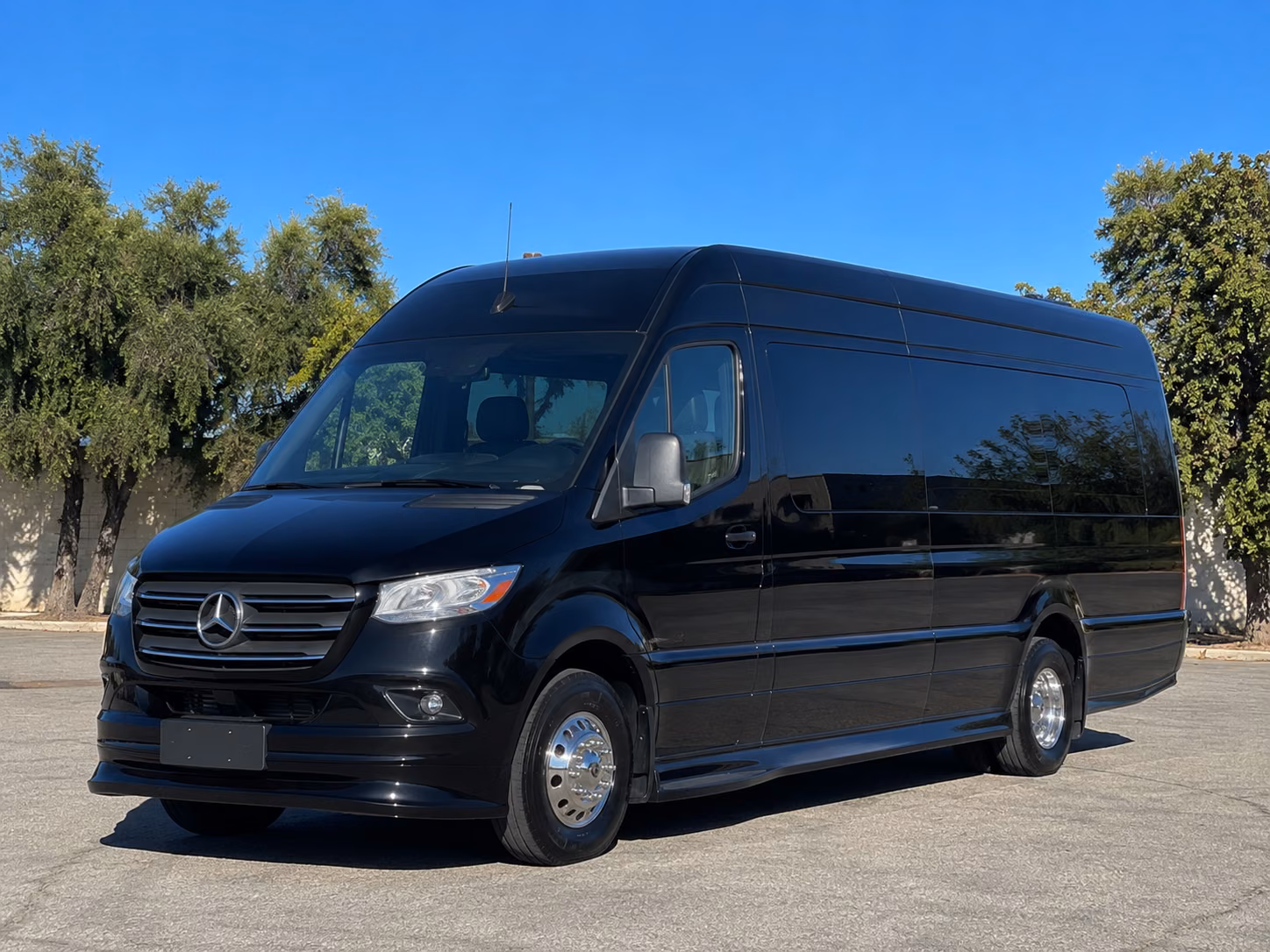 arrange transportation for your next bachelor or bachelorette party 3