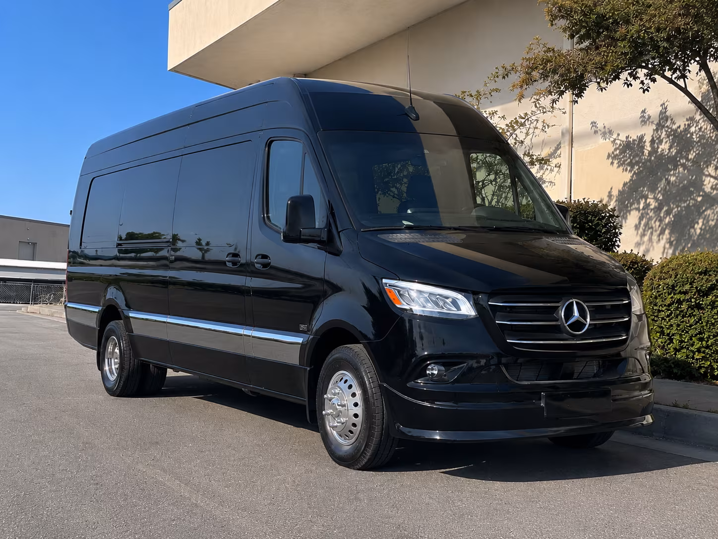 arrange transportation for your next corporate event 4