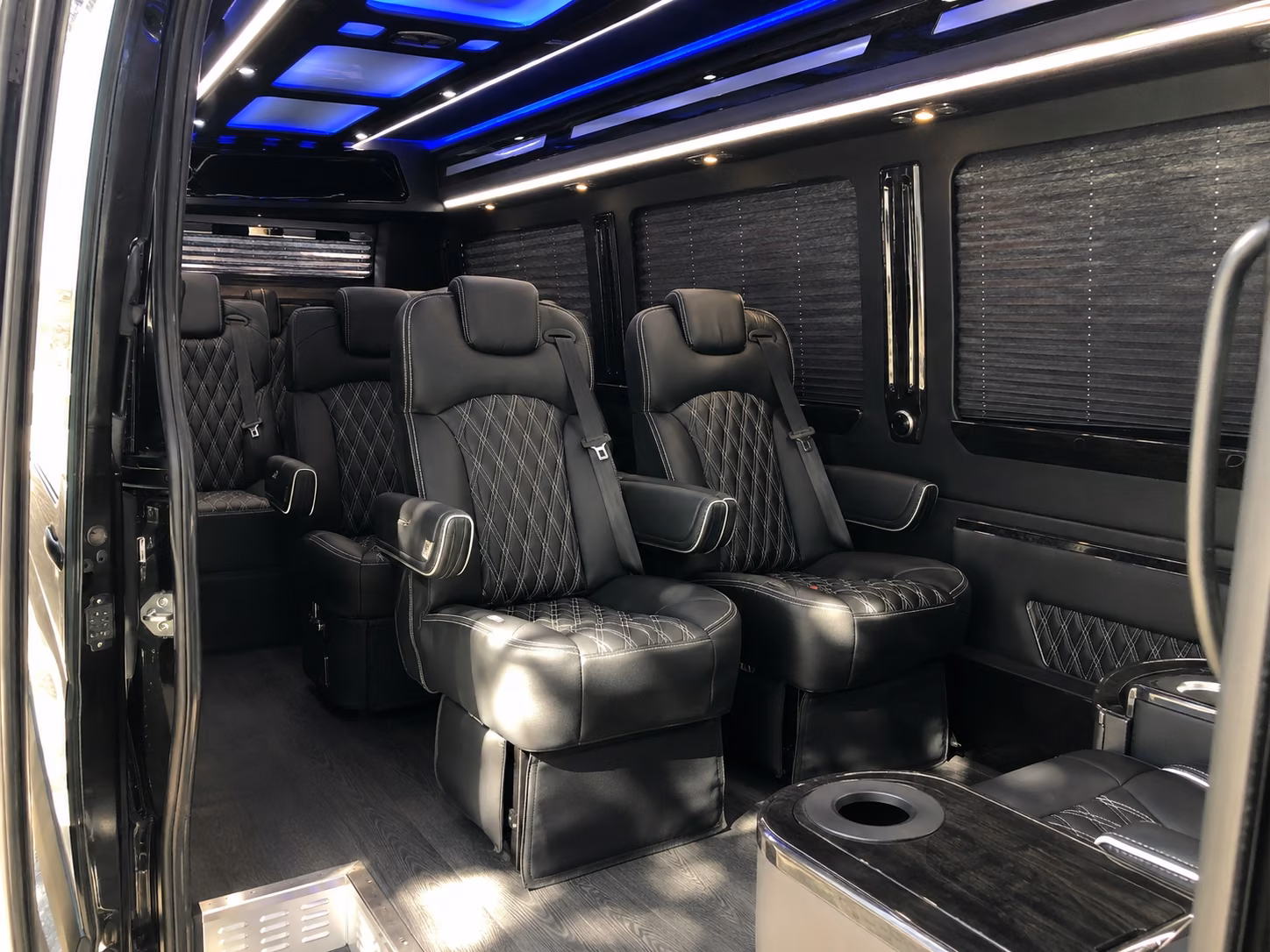 arrange transportation for your next prom 4