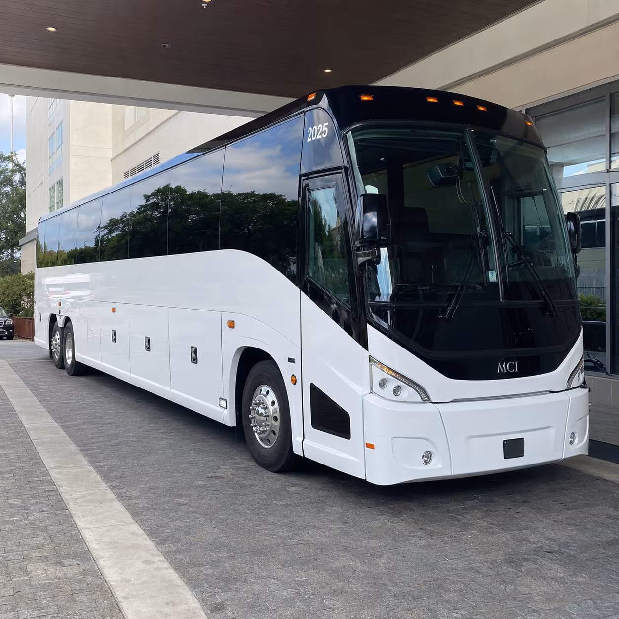 hoover 54 passenger charter bus